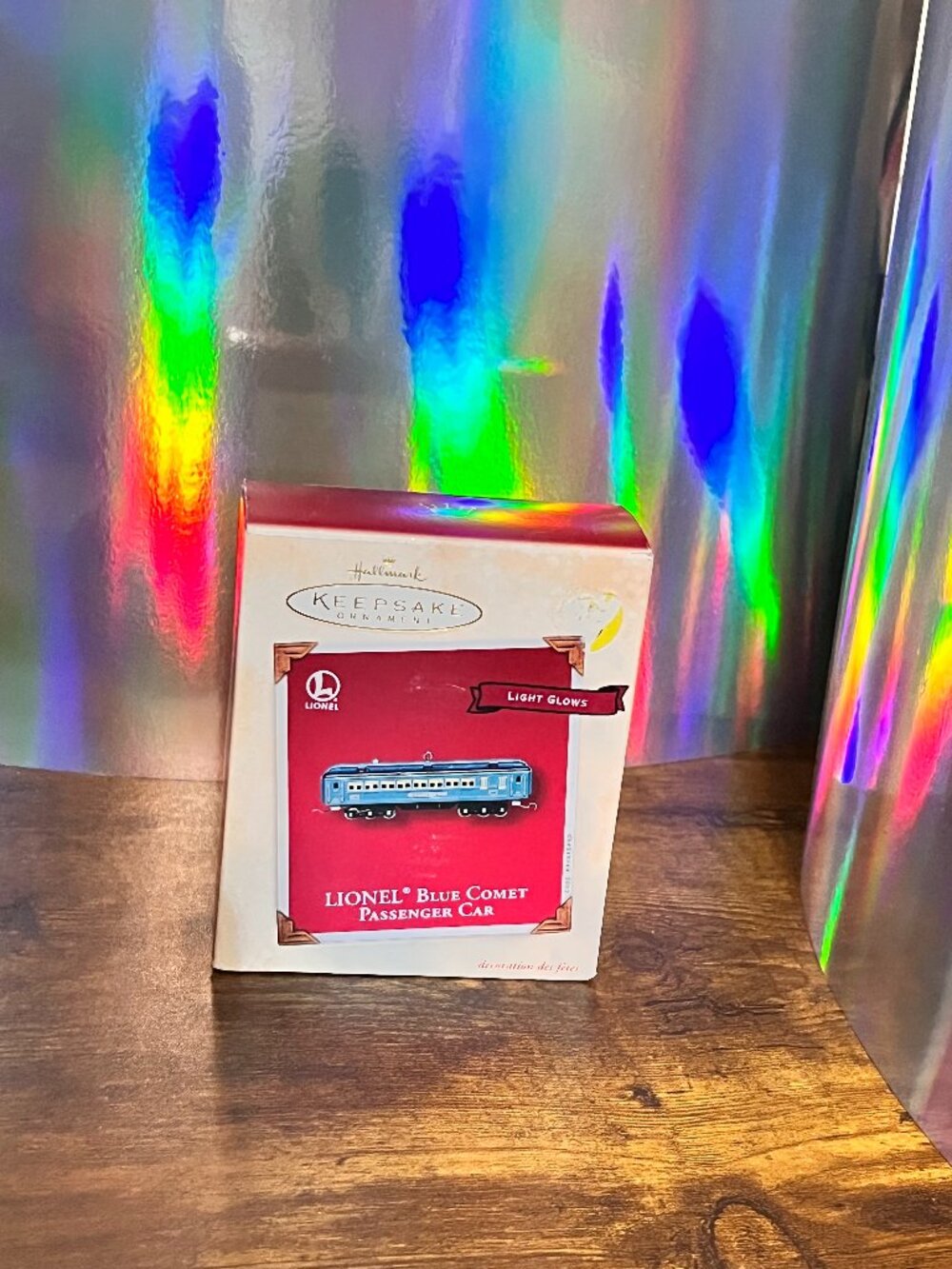 Hallmark 2002 Ornament LIONEL Blue Comet Passenger Car Train. Used.